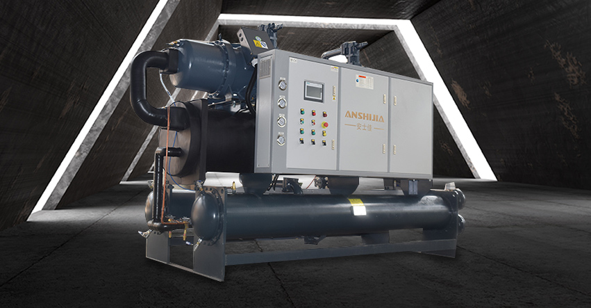 300KW水冷螺桿式冷水機